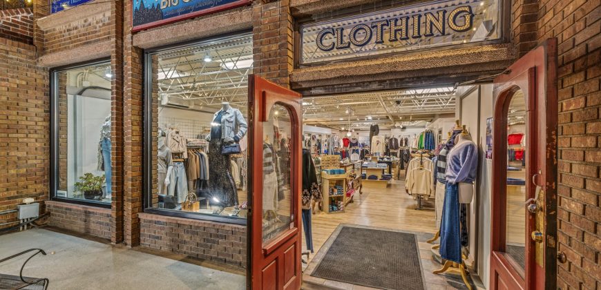 Breckenridge Boutique $1.3M Annually Includes High-Demand Real Estate
